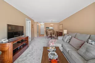 500 Pondside Dr, White Plains, NY 10607 - Photo 2