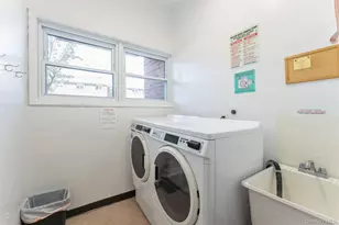 61 Maine Ave, Rockville Centre, NY 11570 - Photo 18