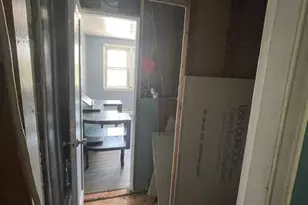 140-36 184th St, Springfield Gardens, NY 11413 - Photo 16