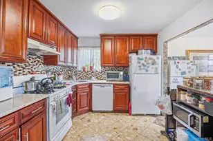 75-21 Caldwell Ave, Middle Village, NY 11379 - Photo 16