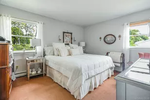 34 Raker Rd, Poughkeepsie, NY 12603 - Photo 10