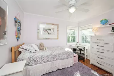 18 Lois Lane, Farmingdale, NY 11735 - Photo 14