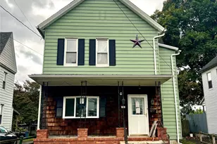 24 Washington Ave, Port Jervis, NY 12771 - Photo 2