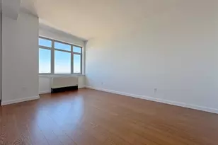 40-28 College Point Blvd, Flushing, NY 11354 - Photo 14