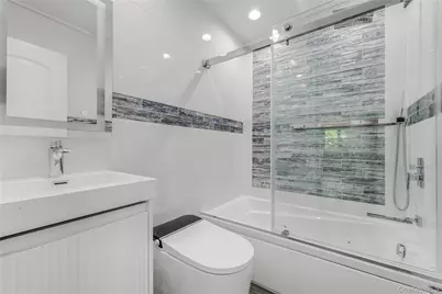 15 Southwick Court, Plainview, NY 11803 - Photo 18