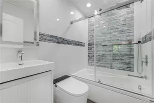 15 Southwick Ct, Plainview, NY 11803 - Photo 18