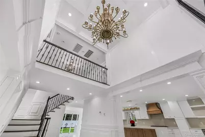 15 Southwick Court, Plainview, NY 11803 - Photo 28