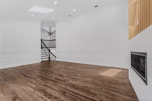 15 Southwick Ct, Plainview, NY 11803 - Photo 24