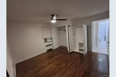 1088 Park Avenue, Huntington, NY 11743 - Photo 4