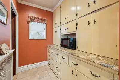 74 E Maple Avenue, Suffern, NY 10901 - Photo 18