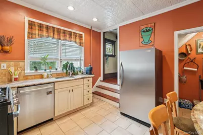 74 E Maple Avenue, Suffern, NY 10901 - Photo 14