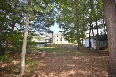 80 Burleigh Drive, Holbrook, NY 11741 - Photo 20