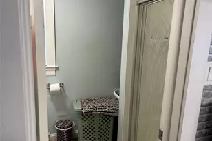 226 Sweezy Ave, Riverhead, NY 11901 - Photo 18