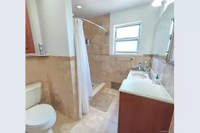 2553 Fish Avenue, Bronx, NY 10469 - Photo 10