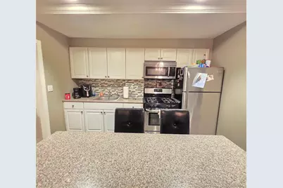 2553 Fish Avenue, Bronx, NY 10469 - Photo 20