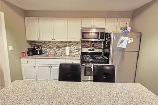 2553 Fish Ave, Bronx, NY 10469 - Photo 20