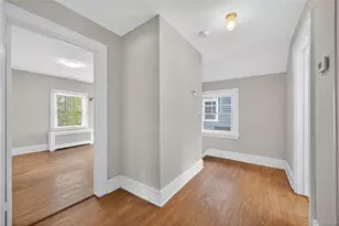 70 Highland Ave, Port Washington, NY 11050 - Photo 18