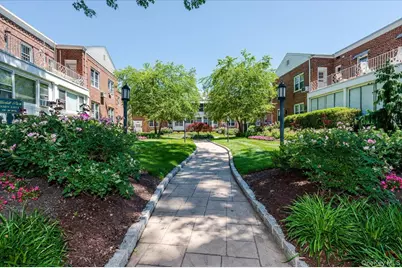 1361 Broadway #B-26, Hewlett, NY 11557 - Photo 2