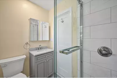 95-26 243rd Street #2nd Floor, Floral Park, NY 11001 - Photo 14