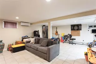 24 Yarmouth Rd, East Rockaway, NY 11518 - Photo 16