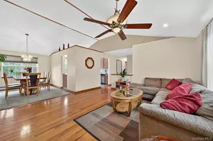 23 Macintosh Dr, Middletown, NY 10941 - Photo 6