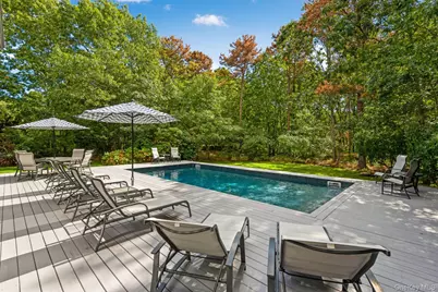 1 Deer Path, Quogue, NY 11959 - Photo 2