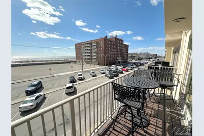 353 W Broadway, Long Beach, NY 11561 - Photo 12