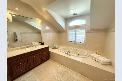 353 W Broadway, Long Beach, NY 11561 - Photo 16