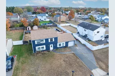 130 Tarpon Avenue, Medford, NY 11763 - Photo 1