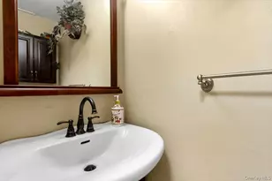 3665 Boller Ave, Bronx, NY 10466 - Photo 10