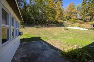 661 Traver Rd, Pleasant Valley, NY 12569 - Photo 4