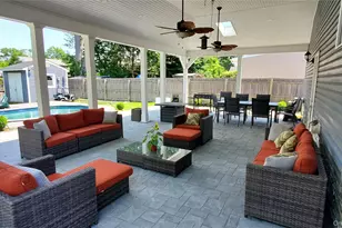 29 Oak St, Islip, NY 11751 - Photo 14