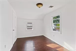 187 Botsford St, Hempstead, NY 11550 - Photo 22