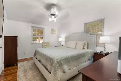 19 Blue Spruce Lane, Commack, NY 11725 - Photo 8