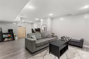 19 Blue Spruce Ln, Commack, NY 11725 - Photo 14