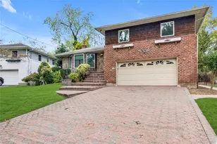 129 Gilmar Ln, Roslyn Heights, NY 11577 - Photo 2