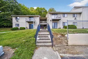 238 Concord Ln, Middletown, NY 10940 - Photo 4