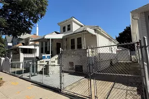 104-25 126th St, Richmond Hill, NY 11419 - Photo 2