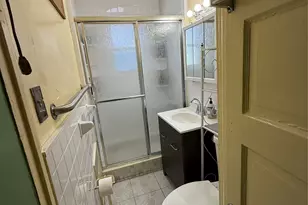 104-25 126th St, Richmond Hill, NY 11419 - Photo 4