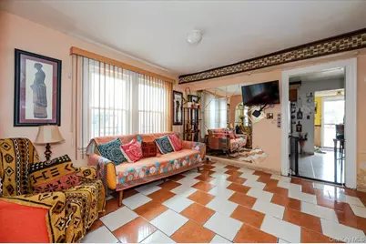 174 Hoffman Avenue, Elmont, NY 11003 - Photo 4