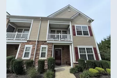 24 Strangford Court, Oceanside, NY 11572 - Photo 2