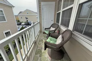 24 Strangford Ct, Oceanside, NY 11572 - Photo 18