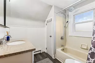 906 Ardmore Pl, Bellmore, NY 11710 - Photo 8