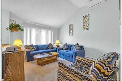 3 Shelley Road, Poughkeepsie, NY 12603 - Photo 4