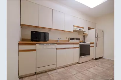 1337 Broadway #L10, Hewlett, NY 11557 - Photo 1