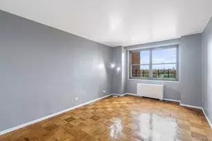 61-20 Grand Central Pkwy, Forest Hills, NY 11375 - Photo 10