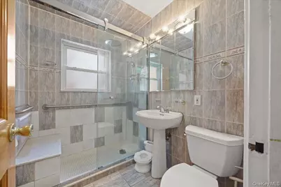 1193 Neill Avenue, Bronx, NY 10461 - Photo 8