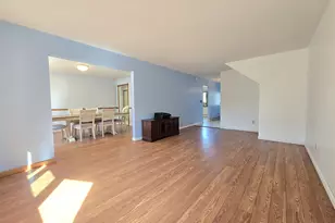 20 Half Hollow Rd, Selden, NY 11784 - Photo 10