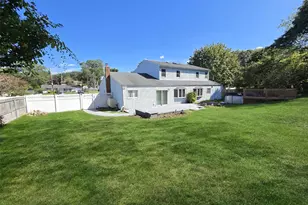 20 Half Hollow Rd, Selden, NY 11784 - Photo 24