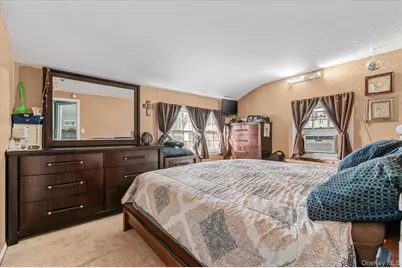 109 Periwinkle Road, Levittown, NY 11756 - Photo 22